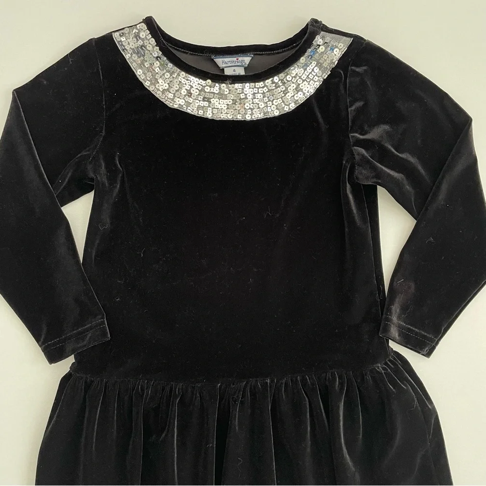 Hartstrings Little Girls Velvet Dress Size 4
